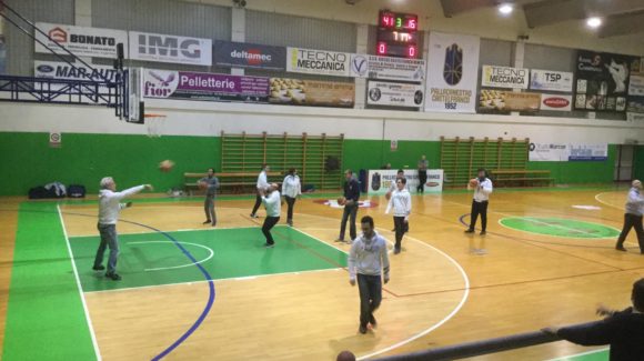 L’Associazione F.A.R.C.E.L.A. ospite al Palavenale nel match di 1^ Divisione